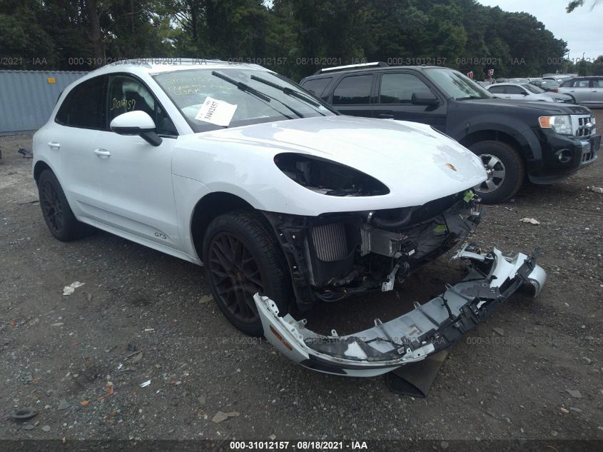 PORSCHE MACAN 2017. Lot# 31012157. VIN WP1AG2A58HLB51747. Photo 1